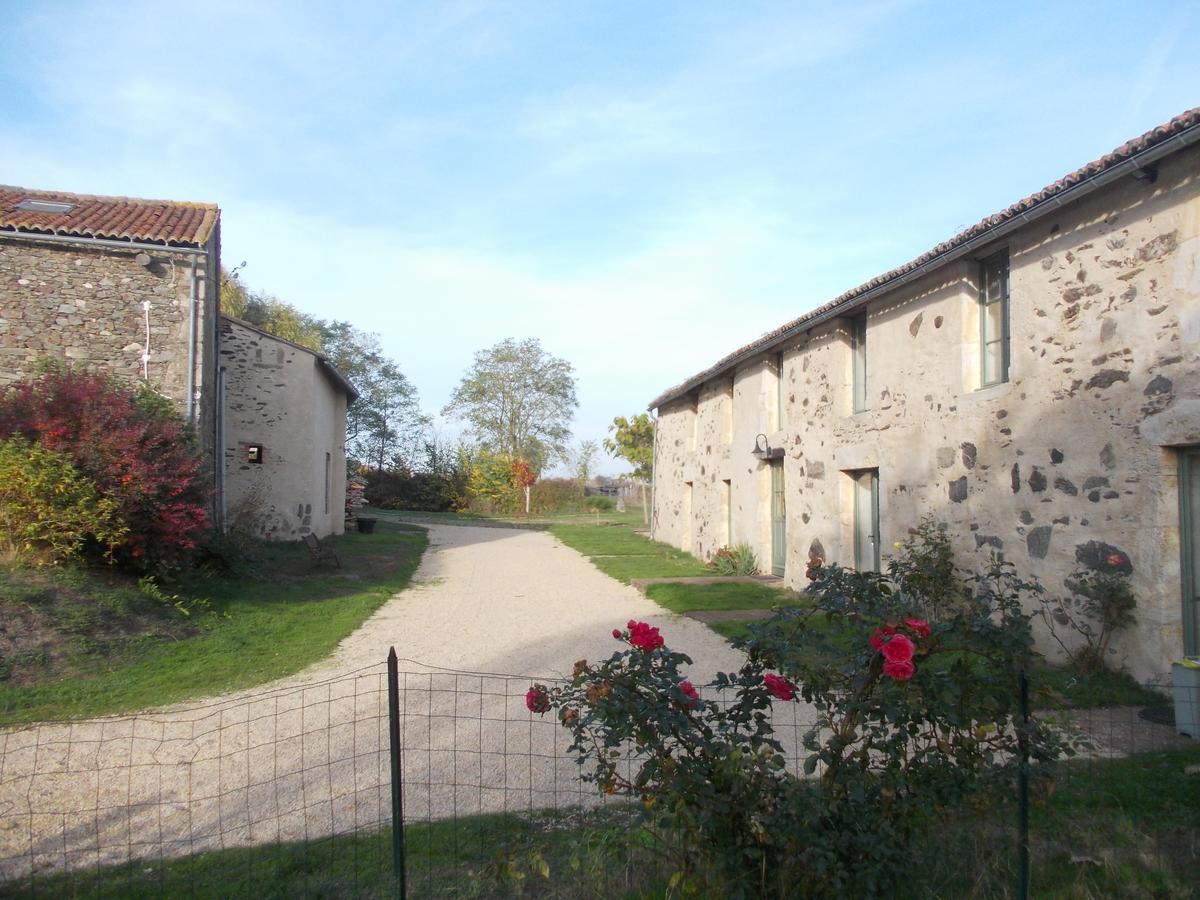 La Gaucherie Aux Dames Vihiers Экстерьер фото