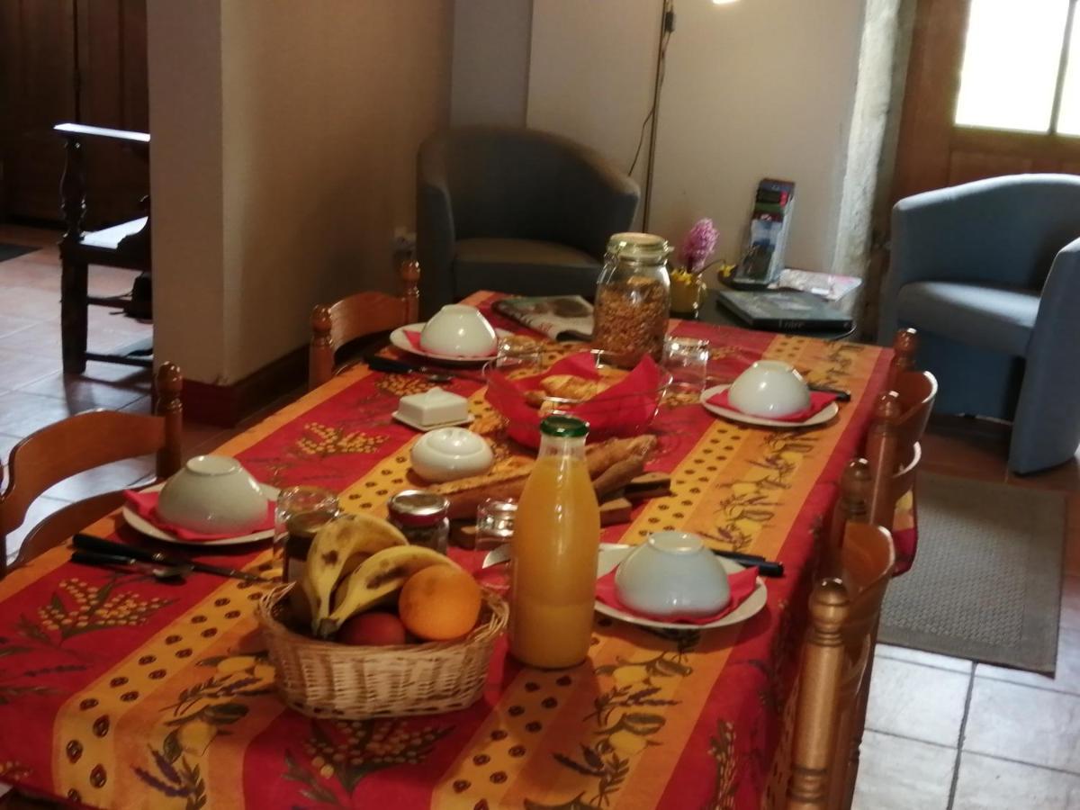La Gaucherie Aux Dames Vihiers Экстерьер фото